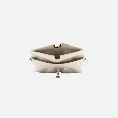 White Buffalo Product - بند بلند دارد<br>طول 29cm<br>ارتفاع 15cm<br>عمق 3cm
<br> - شیری - تصویر 4