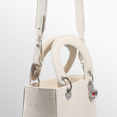 White Buffalo Product - بند بلند دارد<br>طول 21cm<br>ارتفاع 18cm<br>عمق 8cm<br> - تصویر 6