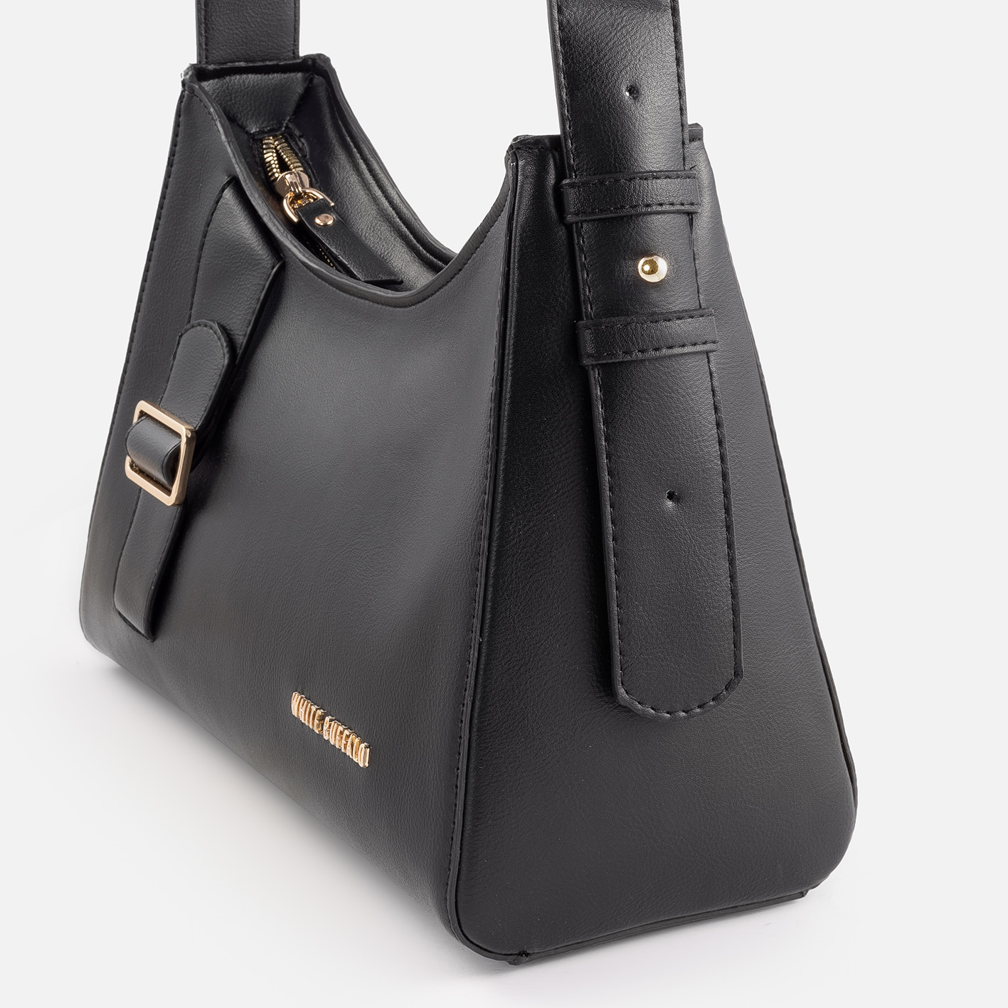 8370011 - تصویر 2