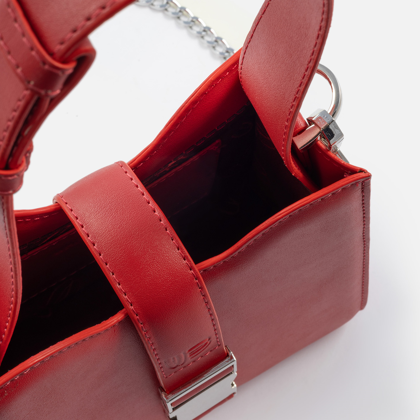 8370426 - تصویر 4