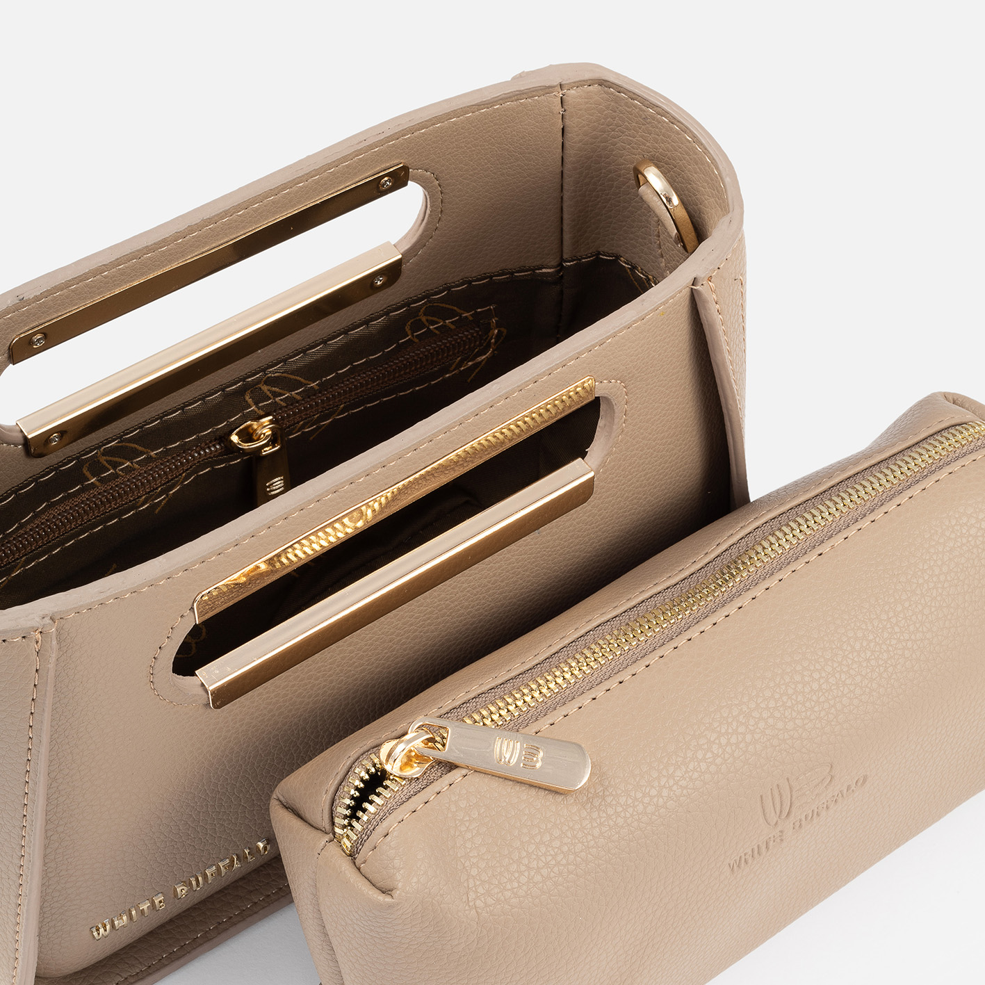 8371551 - تصویر 5