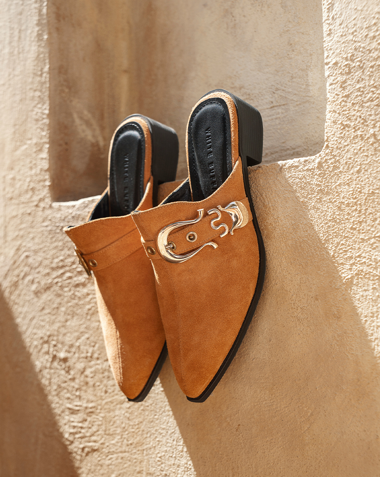 White Buffalo Leather Shoes and Bags - کیف و کفش چرم بوفالو سفید صندل